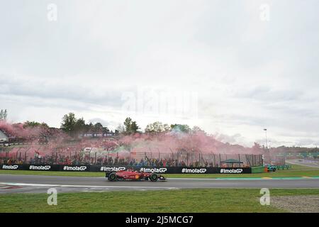 24 avril 2022, Autodromo Enzo e Dino Ferrari, Imola, Formule 1 Rolex Gran Premio del Made in Italy e dell'Emilia Romagna 2022, dans la photo Carlos Sainz Jr. (ESP), Scuderia Ferrari Banque D'Images