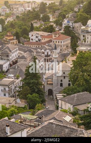 Vieilles maisons de pouf à Gjirokaster, Albanie gros plan Banque D'Images
