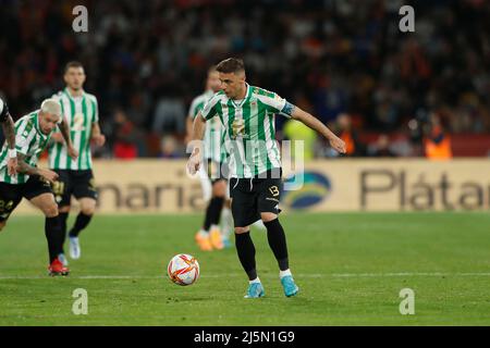 Séville, Espagne. 23rd avril 2022. Joaquin Sanchez (Betis) football : Espagnol 'Copa del Rey' finale du match entre Real Betis Balompie 1 (5-4) 1 Valencia CF au stade de la Cartuja à Séville, Espagne . Crédit: Mutsu Kawamori/AFLO/Alay Live News Banque D'Images