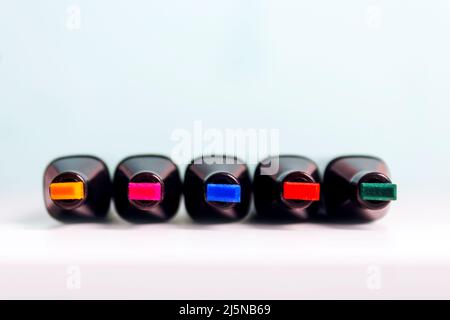 Minimalisme coloré. Ensemble de marqueurs de mises en plan. Gros plan. Banque D'Images