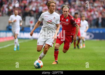 KOELN, ALLEMAGNE - AVRIL 23 2022: Match de football Bundesliga Köln - Arminia Banque D'Images