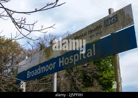 Crowthorne, Royaume-Uni, 20th avril 2022 :- Un panneau près de Broadmoor High Security Hospital Reading Broadmoor Hospital West London Mental Health Trust Banque D'Images