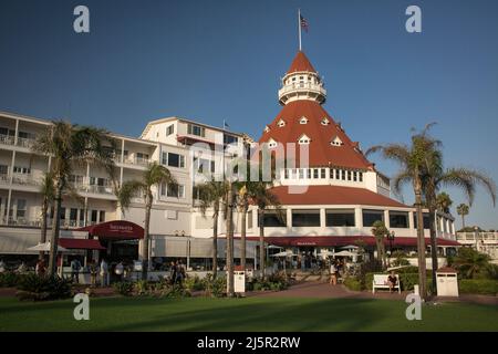 Hotel del Coronado et son jardin à Coronado Island, San Diego Banque D'Images