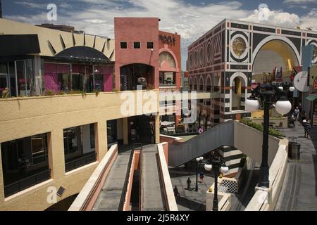 Vue panoramique du centre commercial Westfield Horton Plaza, Horton Plaza, San Diego Gaslamp Quarter Banque D'Images