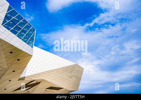 Lyon, France, 27 novembre 2019. Architecture du Musée des Confluences (musée de la confluence). Banque D'Images