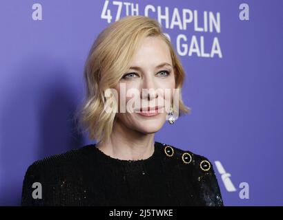 New York, États-Unis. 25th avril 2022. Cate Blanchett arrive sur le tapis rouge au Gala du Prix Chaplin 47th en l'honneur de Cate Blanchett au Hall Alice Tully, Lincoln Centre à New York, le lundi 25 avril 2022. Photo de John Angelillo/UPI crédit: UPI/Alay Live News Banque D'Images