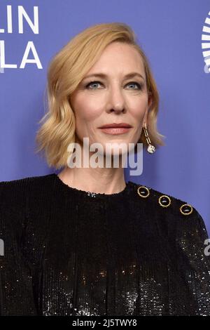 New York, NY, États-Unis. 25th avril 2022. Cate Blanchett au Gala du prix Chaplin 47th du Lincoln Center, Alice Tully Hall au Lincoln Center, New York, NY 25 avril 2022. Crédit : Kristin Callahan/Everett Collection/Alay Live News Banque D'Images