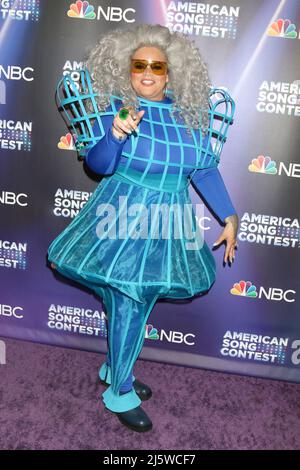 25 avril 2022, Universal City, CA, Etats-Unis: LOS ANGELES - APR 25: Mari au concours de la chanson des États-Unis demi-finales tapis rouge aux studios Universal le 25 avril 2022 à Universal City, CA (Credit image: © Kay Blake/ZUMA Press Wire) Banque D'Images