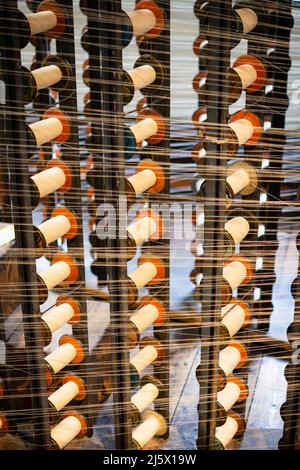 Machines dans une ancienne usine de coton. Banque D'Images