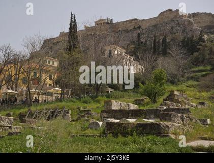 Vues sur les sites archéologiques de l'ancienne agora romaine, de l'ancienne agora, de l'Olympieio et de la Meteora à Athènes, en Grèce, en Europe Banque D'Images