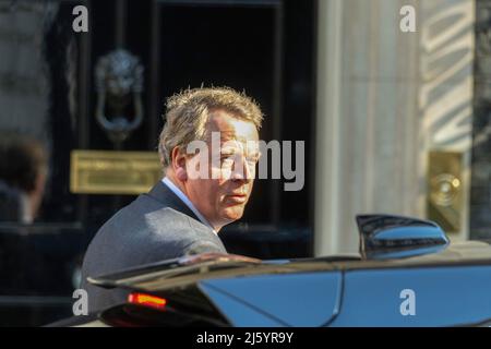 ROYAUME-UNI. 26th avril 2022. Alister Jack, secrétaire écossais arrive à une réunion du cabinet au 10 Downing Street Londres. Crédit : SOPA Images Limited/Alamy Live News Banque D'Images