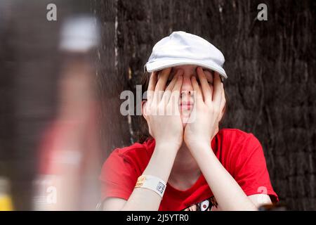 Adolescent fatigué. Banque D'Images