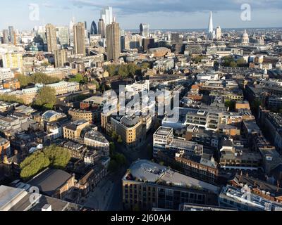 Clerkenwell et Farringdon en direction du domaine et du centre de Barbican, londres, angleterre Banque D'Images