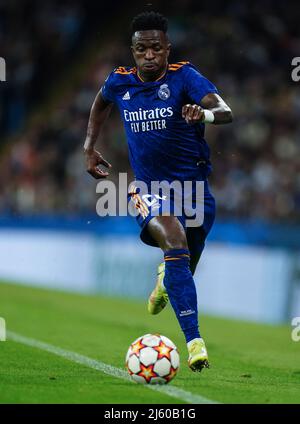 Le Vinicius Junior du Real Madrid lors de la demi-finale de la Ligue des champions de l'UEFA, First Leg, au stade Etihad, à Manchester. Date de la photo: Mardi 26 avril 2022. Banque D'Images