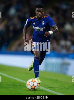 Le Vinicius Junior du Real Madrid lors de la demi-finale de la Ligue des champions de l'UEFA, First Leg, au stade Etihad, à Manchester. Date de la photo: Mardi 26 avril 2022. Banque D'Images