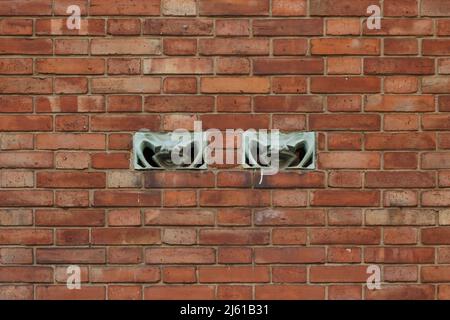 Détail de la façade principale du Castel Béranger à Paris, France. Le bâtiment résidentiel appelé Castel Béranger a été conçu par l'architecte français Hector Guimard et construit entre 1895 et 1898 dans la rue de la Fontaine. C'était le premier bâtiment de Paris dans le style Art Nouveau. Banque D'Images