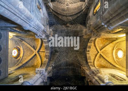 Intérieur de l'église San Giovanni Battista (13th siècle) à Matera, Piazza San Francesco, Sasso Barisano, Basilicate, Italie. Banque D'Images