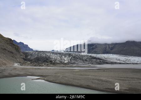 Jokursalon, un lac glaciaire dans le sud de l'Islande. Banque D'Images