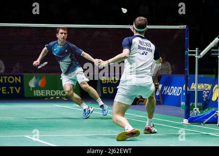 Alex Lanier de France et Viktor Axlsen du Danemark en action, Round 32 pendant les Championnats d'Europe de badminton 2022 le 26 avril 2022 au Centre sportif de Gallur à Madrid, Espagne - photo: Irina R Hipolito/DPPI/LiveMedia Banque D'Images