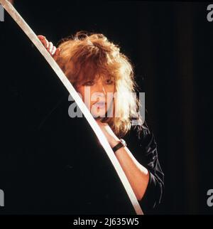 ALLA PUGACHEVA chanteuse et actrice soviétique 1988 pendant l'enregistrement de la télévision en suédois Banque D'Images