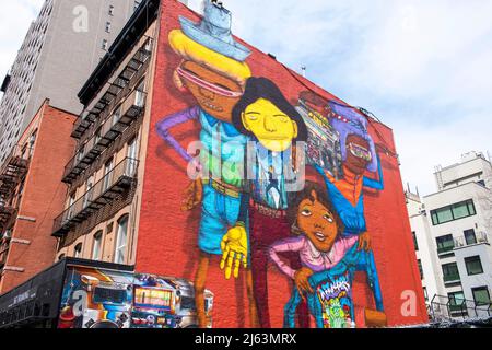 OS Gemeos mur sur 14th Street, New York, Etats-Unis Banque D'Images