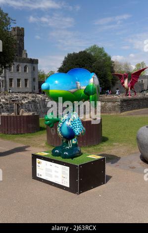 Y ci Gwarchod - The Watchdog - Château de Cardiff, printemps 2022. Par Louise Jones Art Banque D'Images