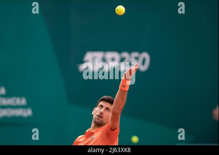 Novak Djokovic de Serbie est contre Andrey Rublev de Russie pendant le match final Banque D'Images