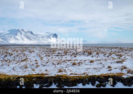 Photo de la vue à l'est de Búðir sur la péninsule de Snæfellsnes, Islande. Banque D'Images