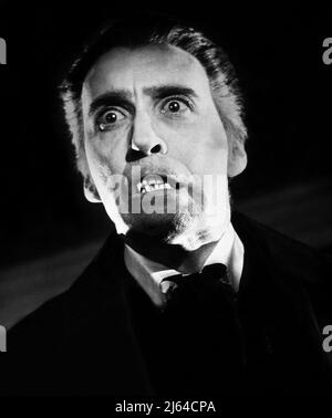 CHRISTOPHER LEE, DRACULA : PRINCE DES TÉNÈBRES, 1966 Banque D'Images