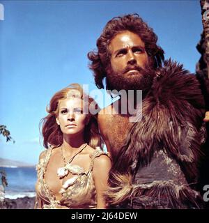 RAQUEL WELCH, JOHN RICHARDSON, UN MILLION D'ANNÉES C.-B., 1966 Banque D'Images