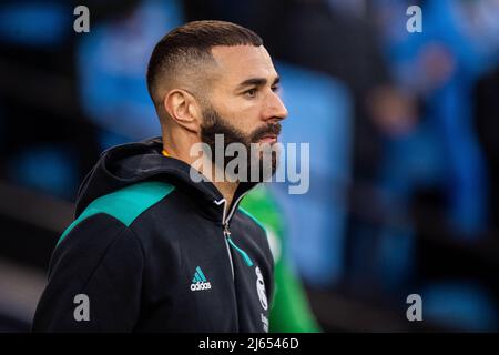 MANCHESTER, ANGLETERRE - AVRIL 26 : Karim Benzema lors de la semi finale de la Ligue des champions de l'UEFA un match entre Manchester City et Real Madrid au stade de la ville de Manchester le 26 avril 2022 à Manchester, Royaume-Uni. (Photo de SF) crédit: Sebo47/Alay Live News Banque D'Images