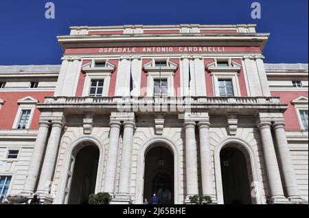 Napoli - Facciata dell'Ospedale Antonio Cardarelli Banque D'Images