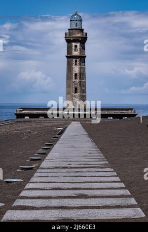 Leuchtturm 'Farol da Ponta dos Capelinhos', Faial, Azoren Banque D'Images