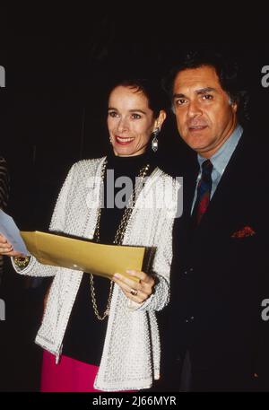 Geraldine Chaplin und Patricio Castiole BEI der Premiere des films 'Chaplin', Deutschland 1992. Banque D'Images