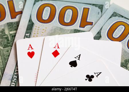 quatre as sur billet de 100 dollars, concept de gains et casinos Banque D'Images