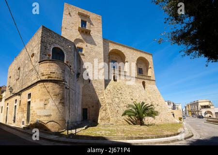 Magnifique Castello di Ugento, Apulia (Puglia), Italie. Banque D'Images
