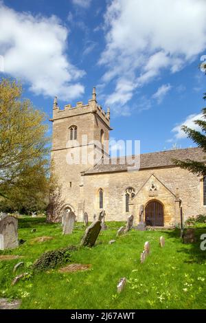 L'église paroissiale de St Barbara dans le village Worcestershire d'Ashton Under Hill au pied des collines de Bredon Banque D'Images