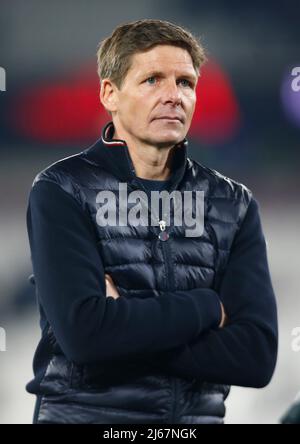 Londres, Royaume-Uni. 28th avril 2022. LONDRES, ANGLETERRE - AVRIL 28: Oliver Glasner directeur d'Eintracht Frankfurtduring Europe League semi-finale 1st jambe entre West Ham United et Eintracht Frankfurt au stade de Londres, Londres, Royaume-Uni 28th avril , 2022 crédit: Action Foto Sport/Alay Live News Banque D'Images