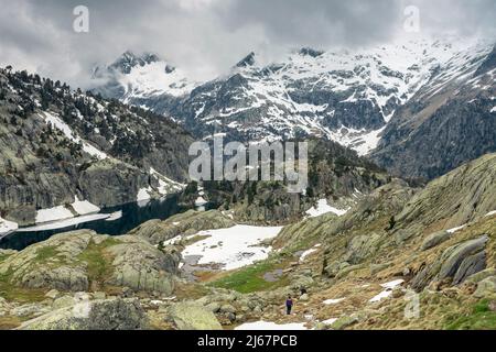 Lac de Negre au parc national d'Aiguestortes, montagnes de Besiberri, pyrénées espagnoles Banque D'Images