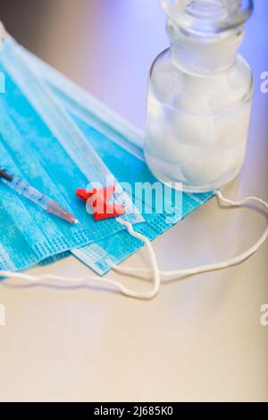 Concept de photographie, vaccins COVID-19, vaccins, pénicilline, antibiotiques, analgésiques, anesthésiques - photo Banque D'Images