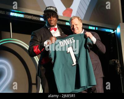 Las Vegas, États-Unis. 28th avril 2022. Les Philadelphia Eagles choisissent Jordan Davis avec le numéro 13 de la sélection globale à la NFL Draft à Las Vegas, Nevada, le jeudi 28 avril 2022. Photo de James Atoa/UPI crédit: UPI/Alay Live News Banque D'Images