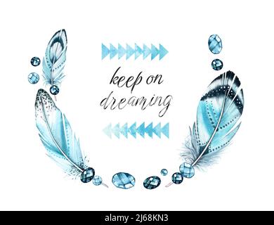 Affiche aquarelle avec plumes. Bannière avec plumes volantes dans couronne ronde. Lettres turquoise et pierres précieuses vibrantes. Style boho peint à la main Banque D'Images