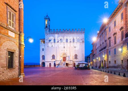 Palazzo dei Consoli, Piazza Grande, Gubbio, province de Pérouse, Ombrie, Italie Banque D'Images