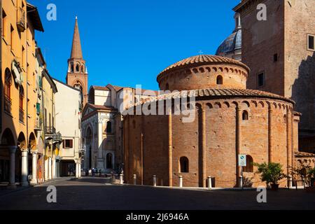 Piazza delle Erbe, Mantoue (Mantoue), Lombardie (Lombardie), Italie Banque D'Images