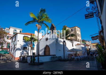 Façade de la chapelle Corpo Santo située dans la vieille ville, Funchal, Madère, Portugal, Atlantique, Europe Banque D'Images