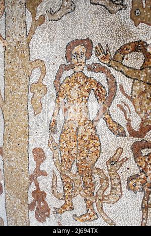 Mosaïque sur le sol de la cathédrale dédiée à l'Annonciation de la Vierge Marie à Otranto, Salento, Apulia, sud de l'Italie. La caractéristique la plus célèbre Banque D'Images