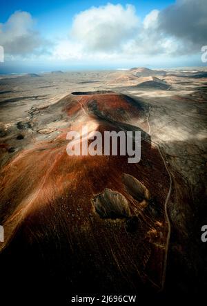 Vue aérienne des volcans à l'aube, Corralejo, Fuerteventura, îles Canaries, Espagne, Atlantique, Europe Banque D'Images