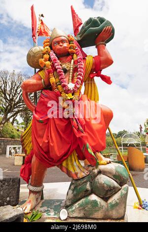 Statue de Hanuman, le dieu singe hindou et compagnon de Rama, à Ganga Talao, Maurice, Océan Indien, Afrique Banque D'Images