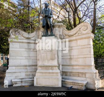 Mémorial à l'ingénieur victorien Isambard Kingdom Brunel sur l'Embankment près de la Tamise à Londres, Royaume-Uni Banque D'Images