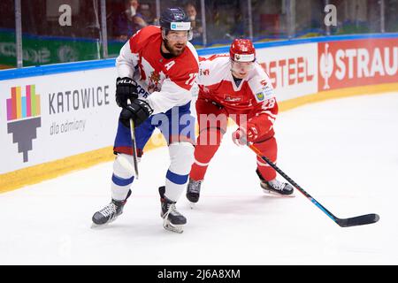 TYCHY, POLOGNE - 29 AVRIL 2022: Match de hockey de l'IIHF 2022 Championnat du monde de hockey sur glace Div 1B Serbie - Pologne Banque D'Images